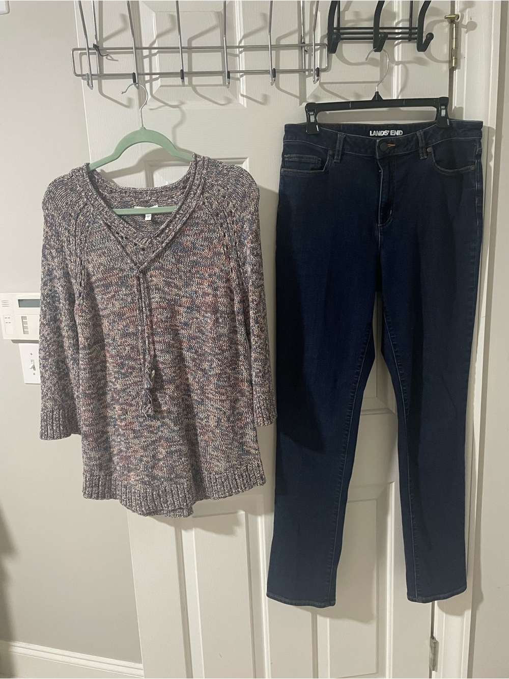 Multi-Color V-Neck Knit Sweater with Tassel Detail large Sonoma lands end jeans